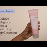 SKIN1004 Madagascar Centella Poremizing Deep Cleansing Foam |  الملمس