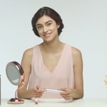 Finishing Touch Flawless™ Contour Facial Roller & Massager |  Cómo usar