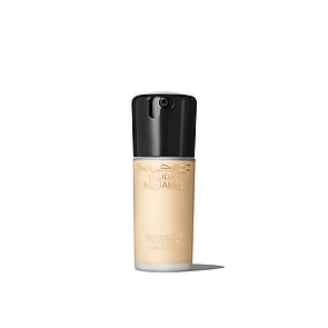 M.A.C Cosmetics Studio Radiance Serum-Powdered Foundation NC12 30ml