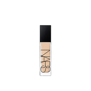 NARS Cosmetics Base de Maquillaje Natural Radiant Larga Duración