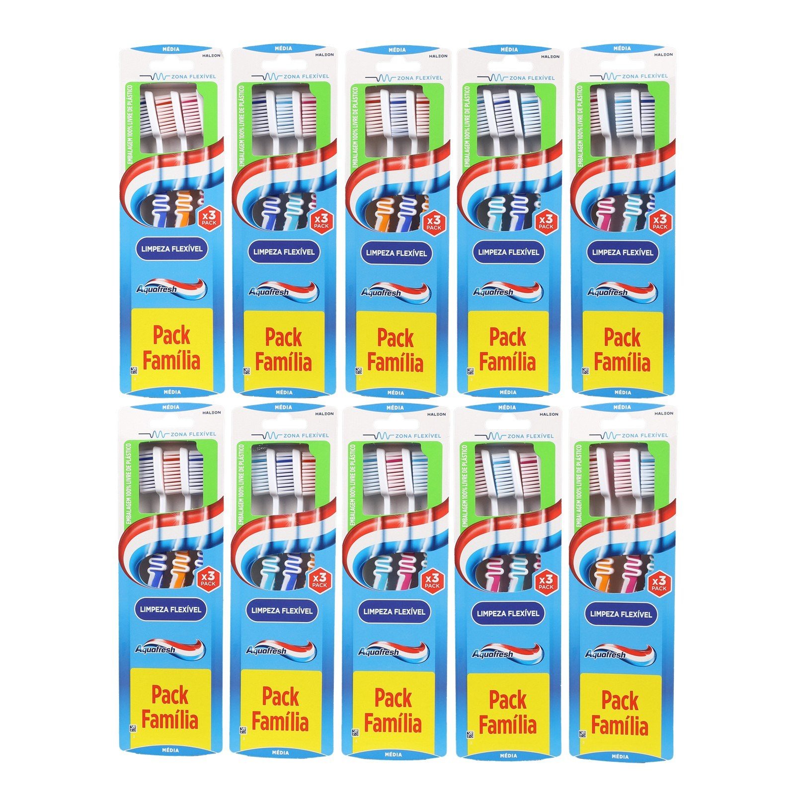 Aquafresh Flexible Cleaning Medium Toothbrush Multiple Colors x3