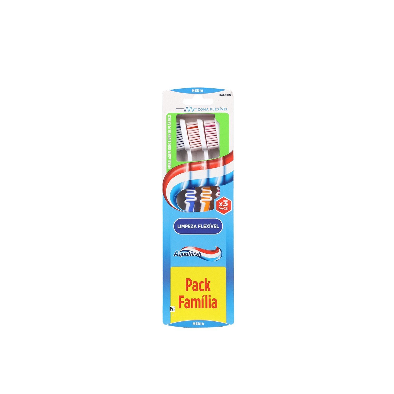 Aquafresh Flexible Cleaning Medium Toothbrush Multiple Colors x3
