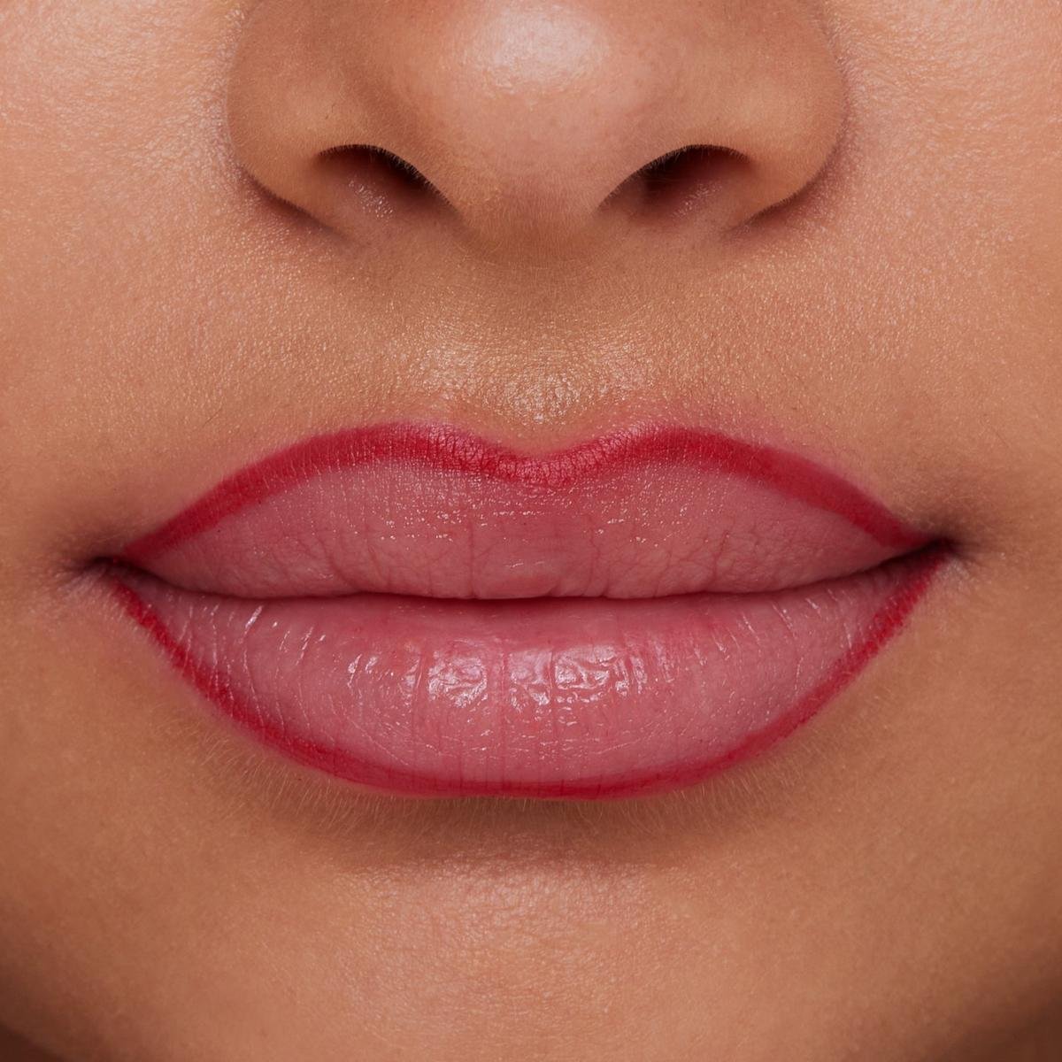 essence 8h Matte Comfort Lipliner 07 Classic Red 0.3g