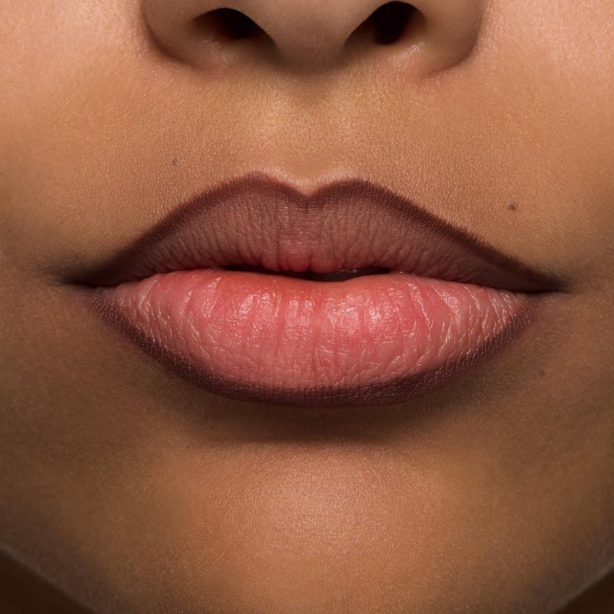 essence 8h Matte Comfort Lipliner 11 Chestnut Perfection 0.3g