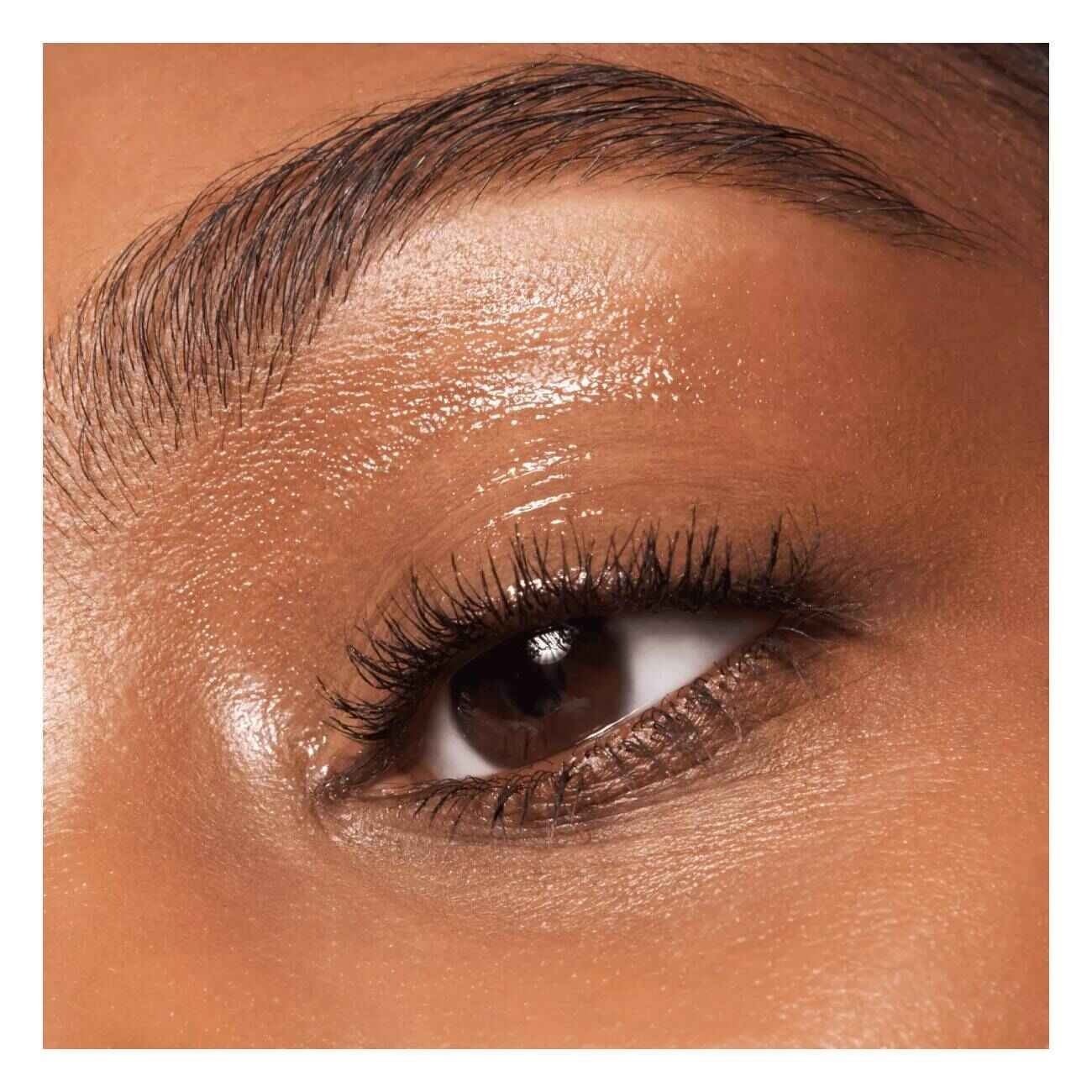 essence Dewy Eye Gloss Liquid Shadow 01 Crystal Clear 8ml