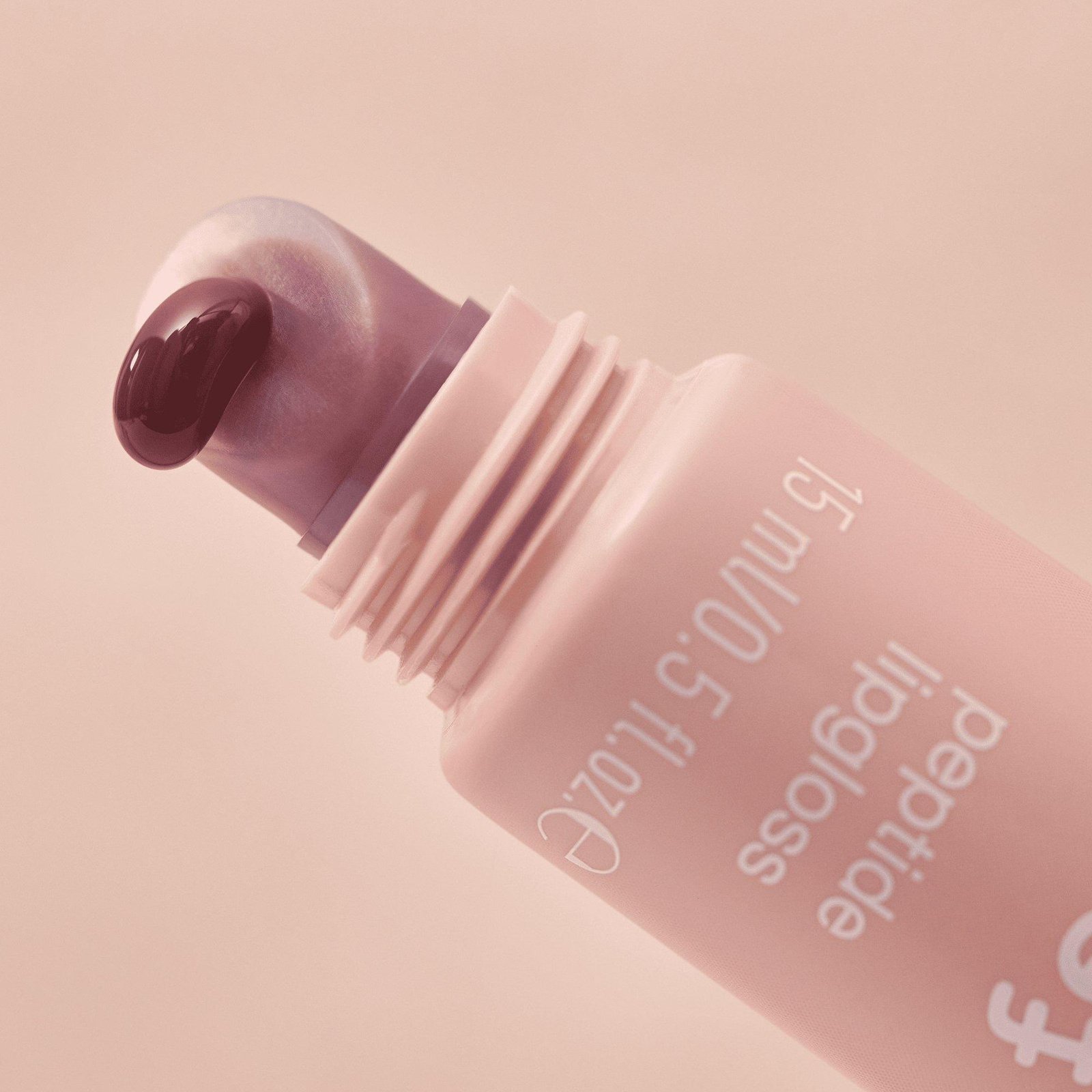 essence Feelin' Comfy Peptide Lip Gloss 02 Cinnamon Cuddles 15ml