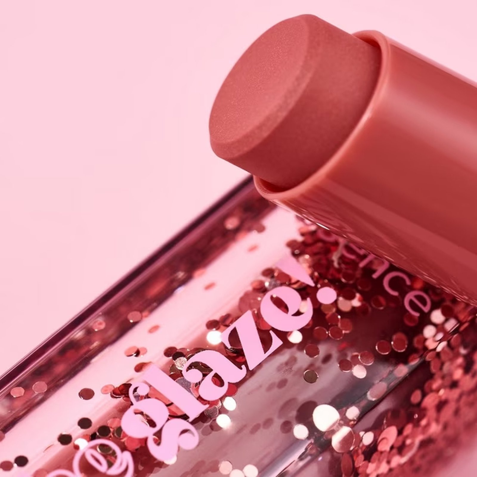 essence Get The Glaze! Lip Glaze Stick 01 Brown Sugar Glaze 3g