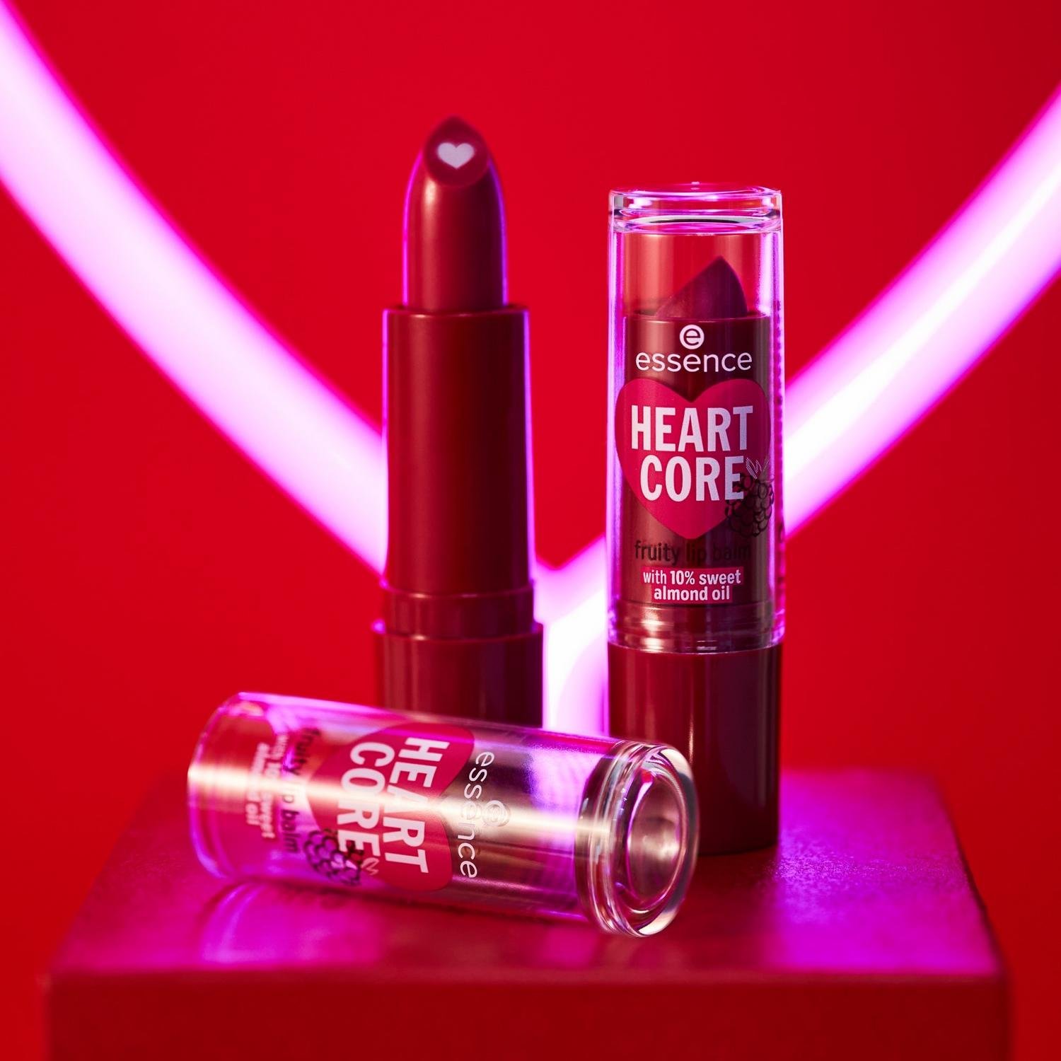 essence Heart Core Fruity Lip Balm 05 Bold Blackberry 3g
