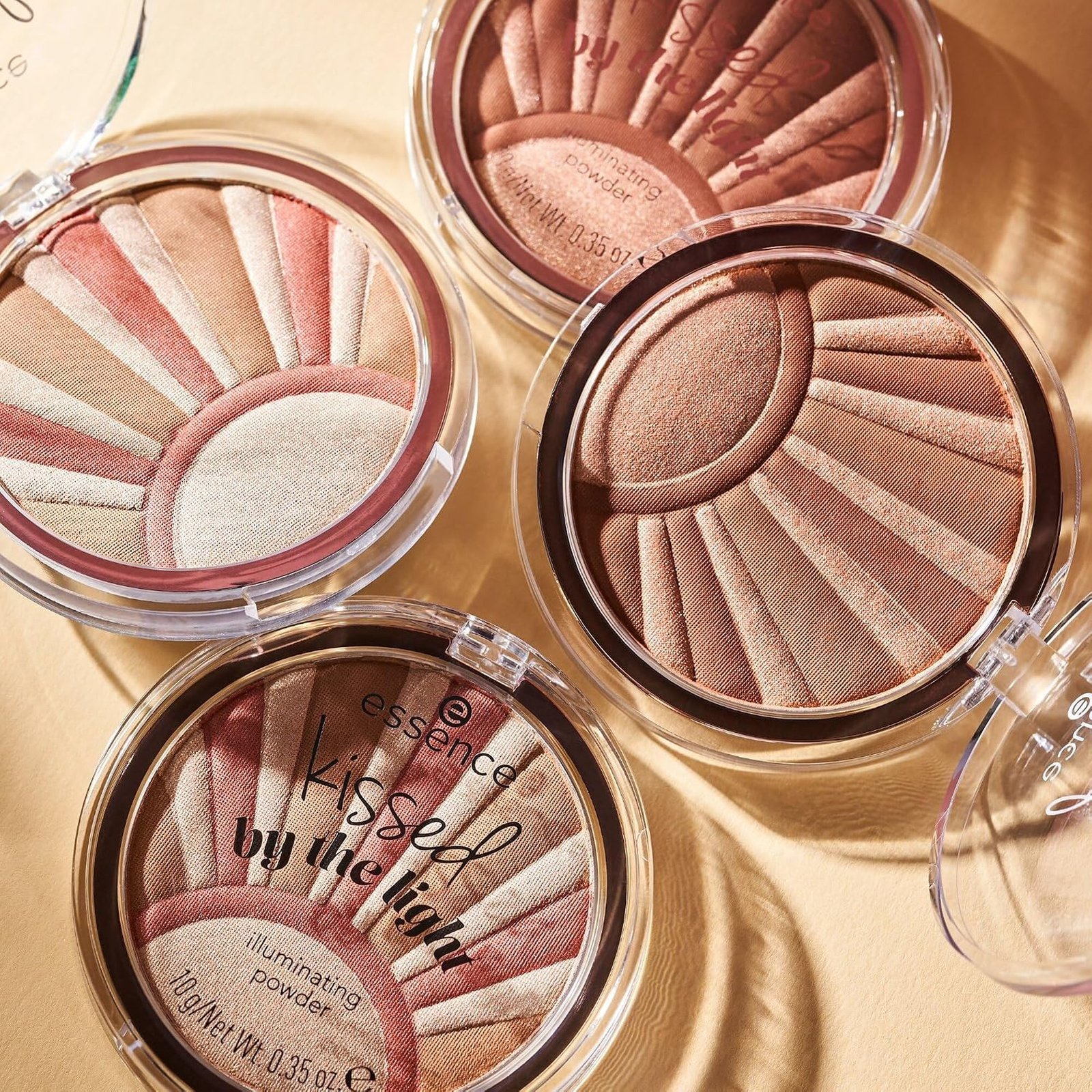 essence Poudre illuminatrice « Kissed by the Light » 02 Sun Kissed 10 g
