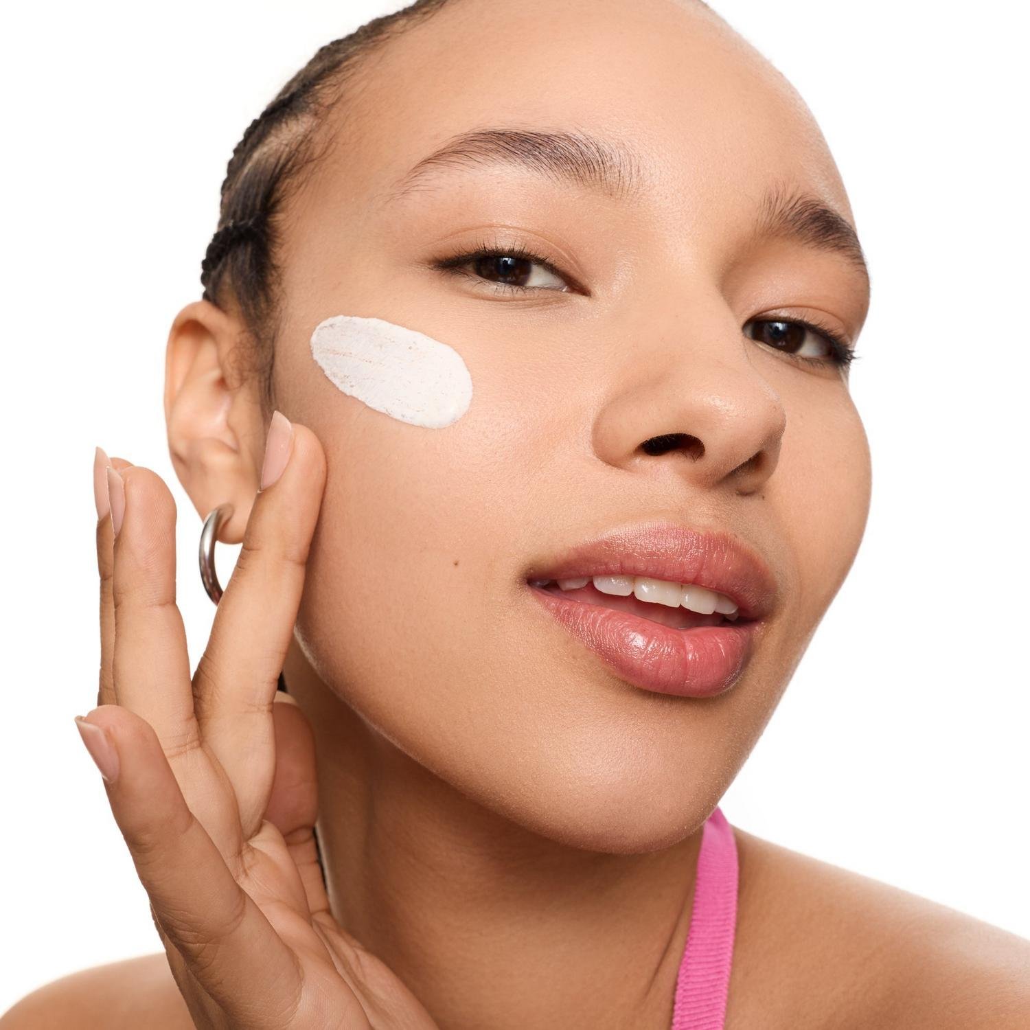 essence MAGIC كريم الوجه المتكامل All In One SPF10 50ml
