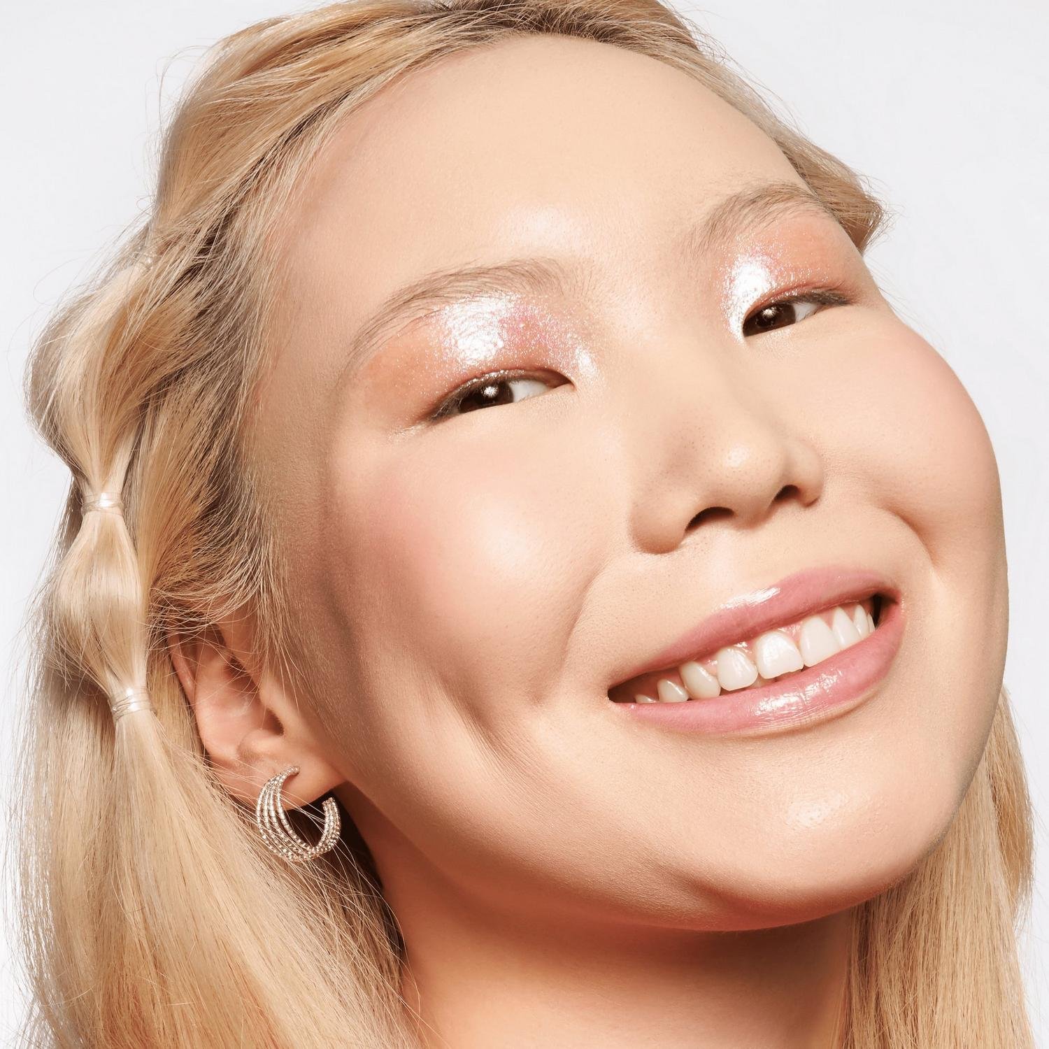 essence Natural Matte Mousse Foundation 01 16g
