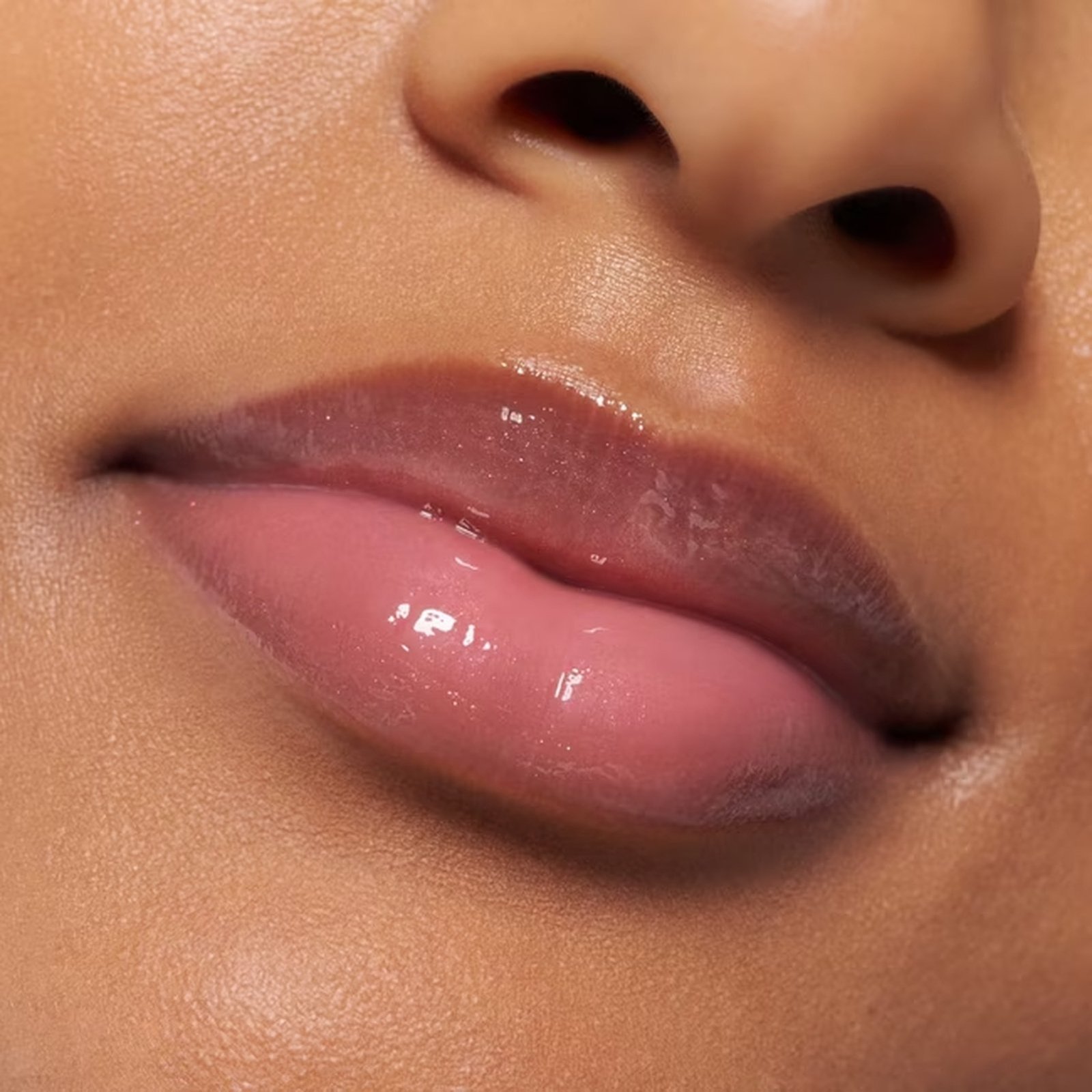 essence The Super Peptide Glossy Lip Treatment 05 Holomazing! 10ml