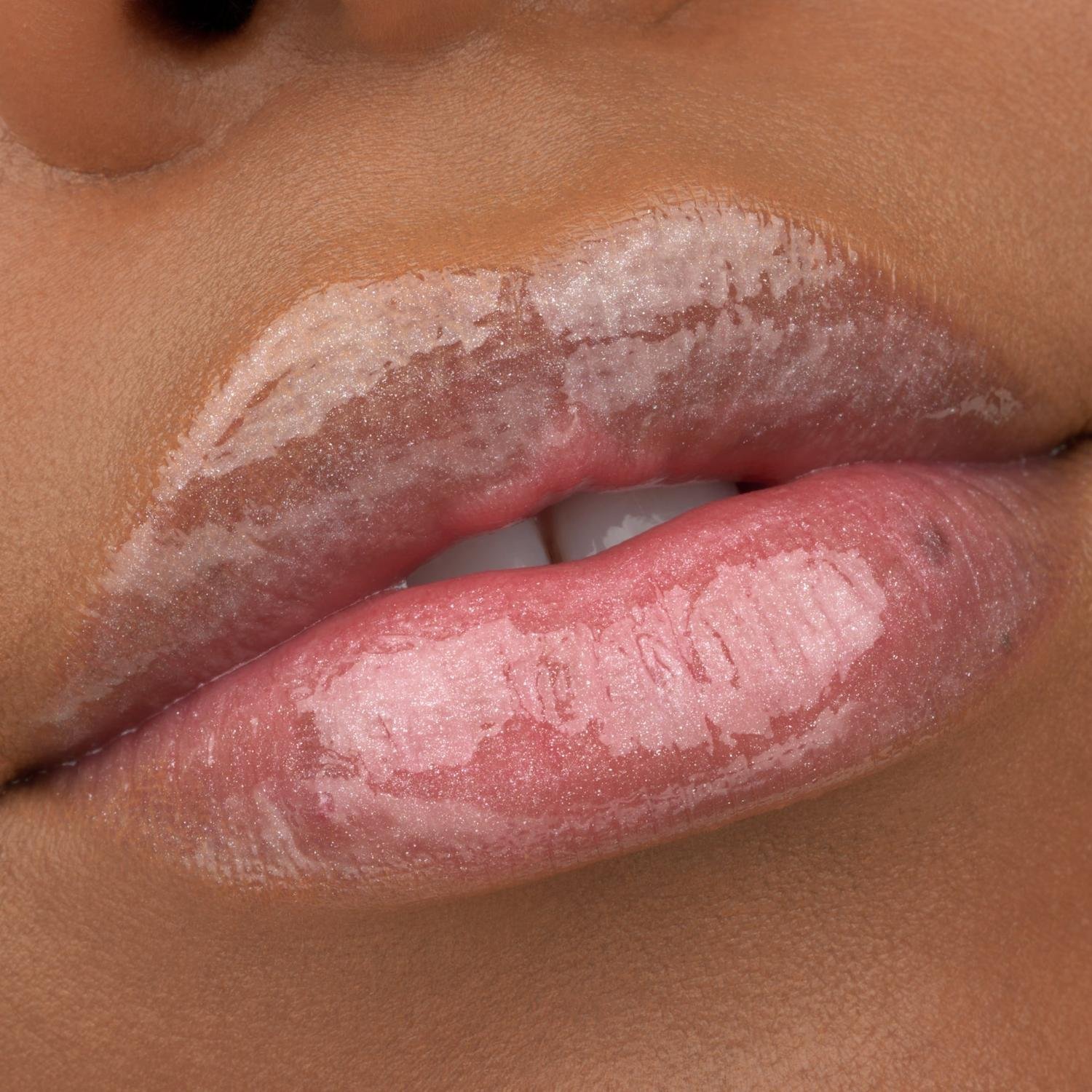 essence What The Fake! Plumping Lip Filler 01 Oh My Plump! 4.2ml