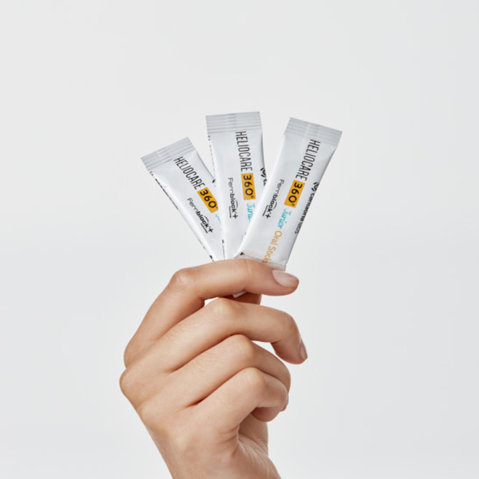 Heliocare 360º Junior Oral Sticks x20