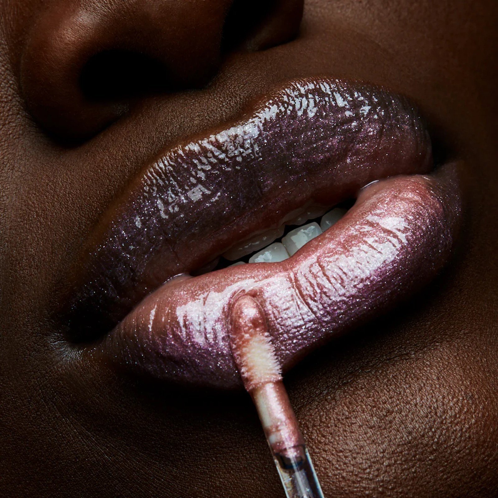M.A.C Cosmetics Lipglass 321 Dreamy 3.1ml