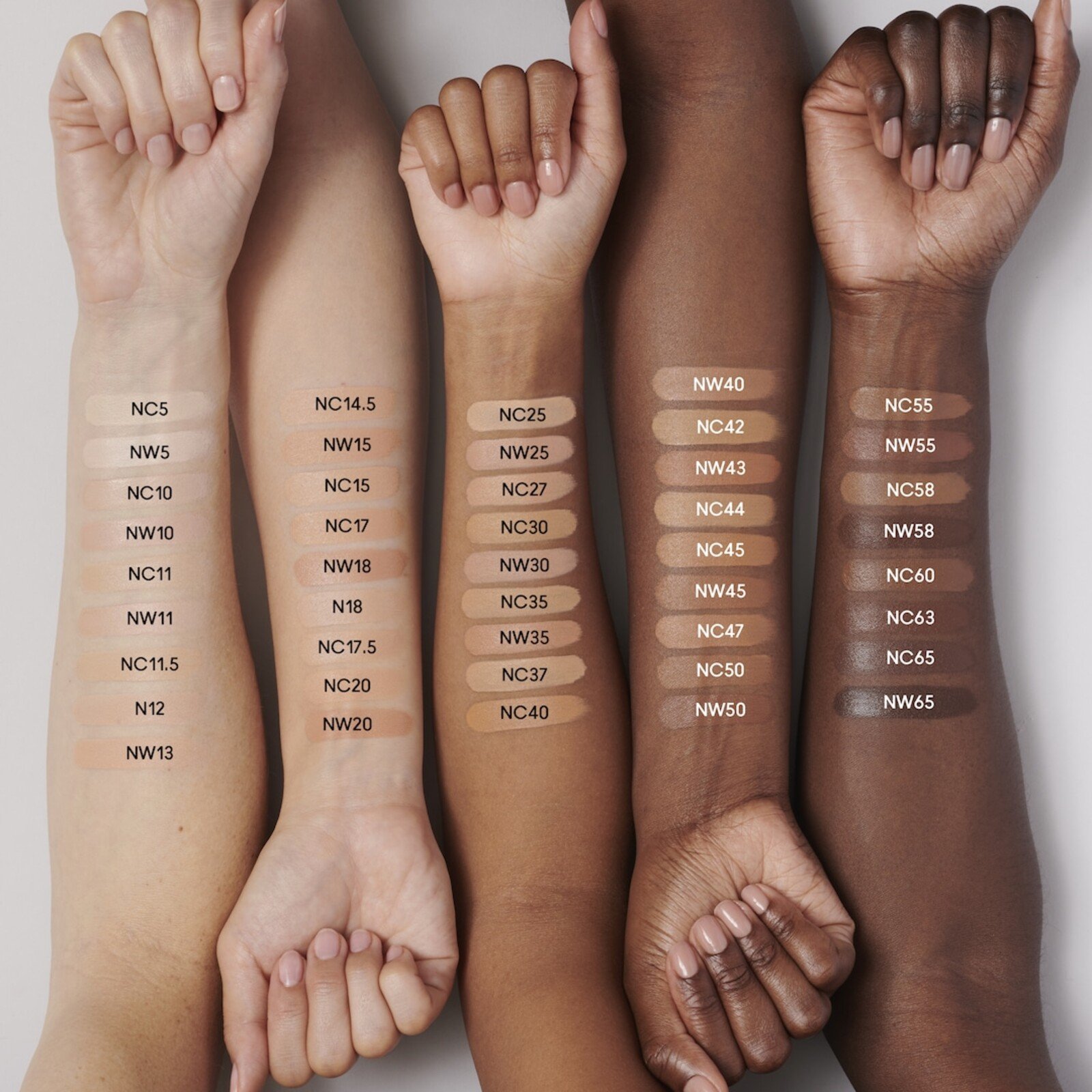 M.A.C Cosmetics Studio Radiance 24hr Luminous Lift Concealer NC42 11ml