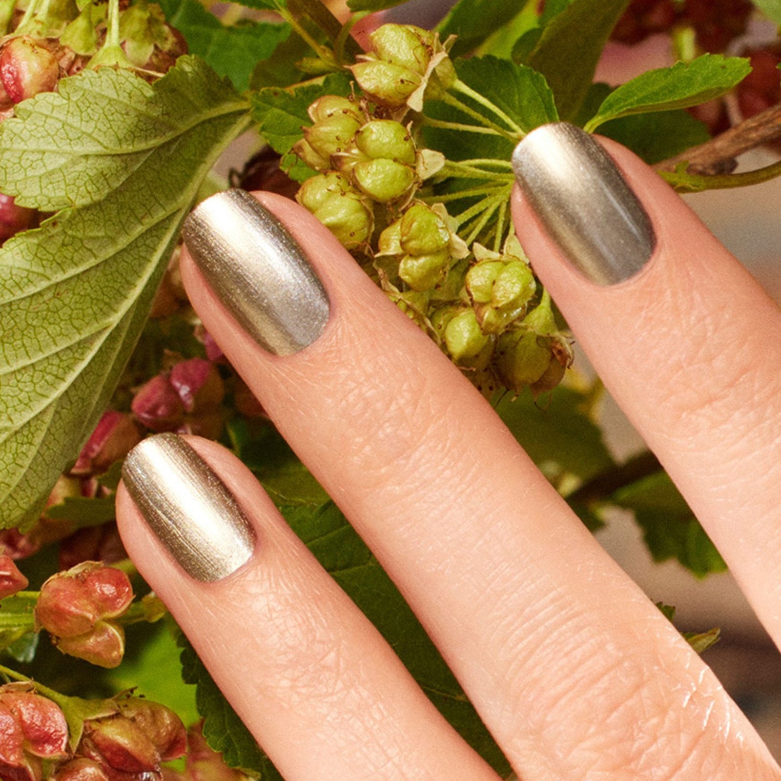 Manucurist Green Nail Polish Metallic 15ml
