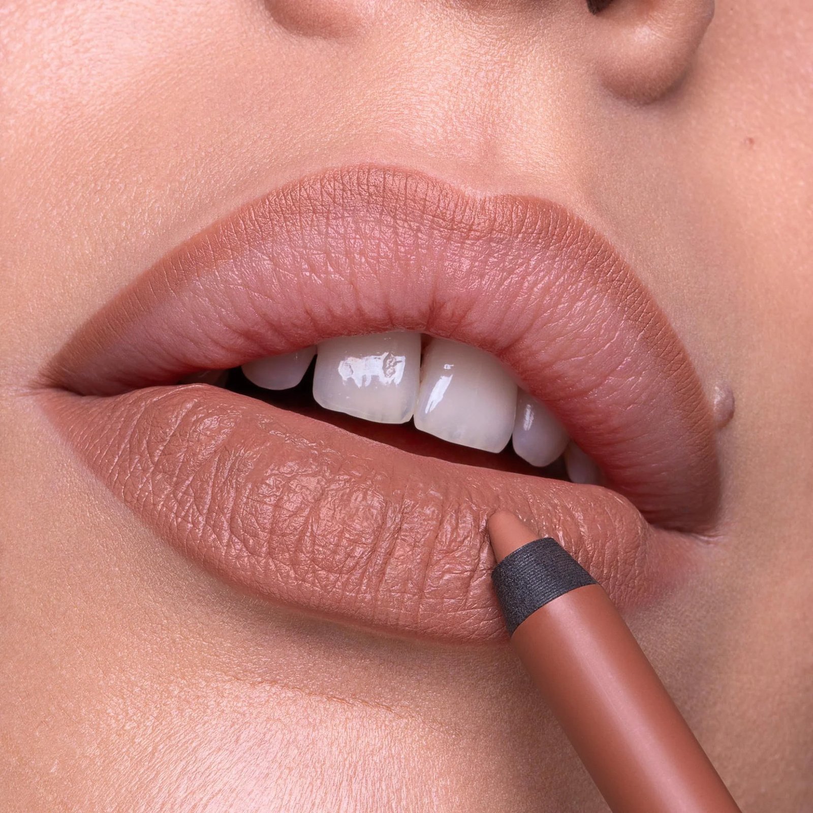 NABLA Cosmetics Close-Up Lip Shaper Nude 2 1.12g