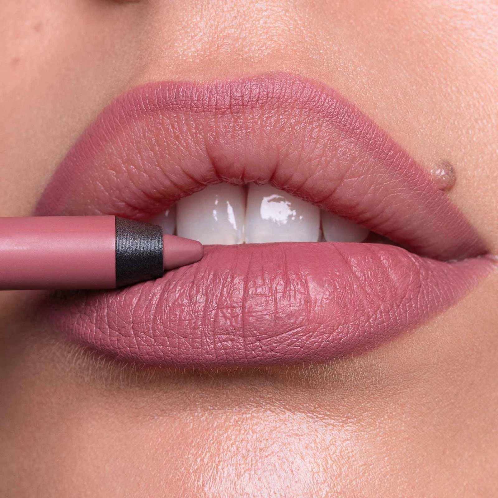 NABLA Cosmetics Close-Up Lip Shaper Nude 2.5 1.12g