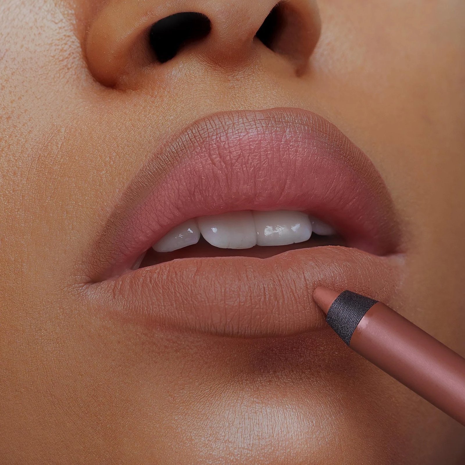 NABLA Cosmetics Close-Up Lip Shaper Nude 3 1.12g