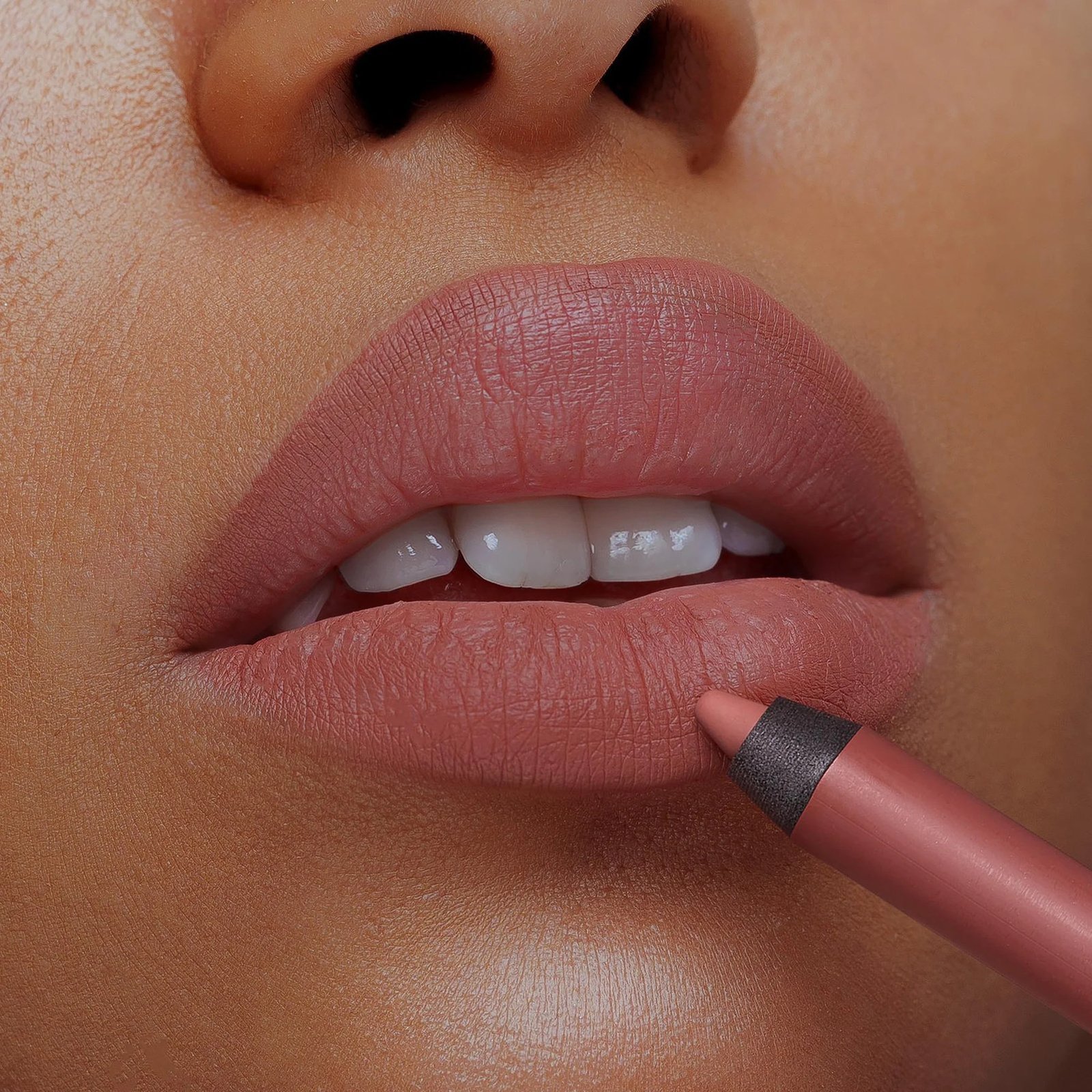 NABLA Cosmetics Close-Up Lip Shaper Nude 4.5 1.12g