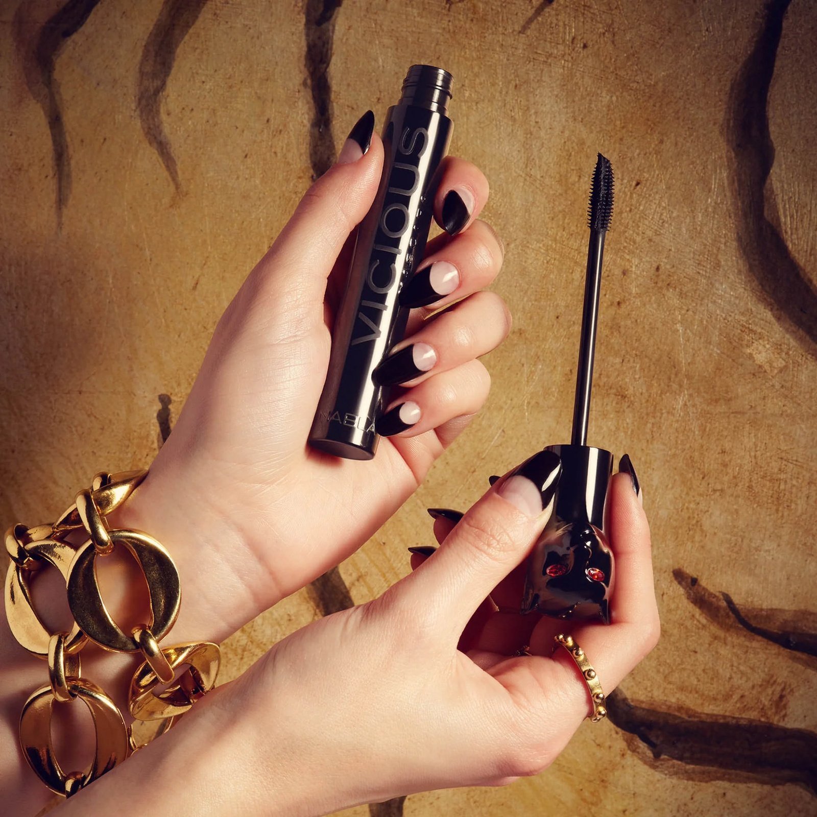 NABLA Cosmetics Vicious Volume & Definition Mascara 10ml (0.34floz)