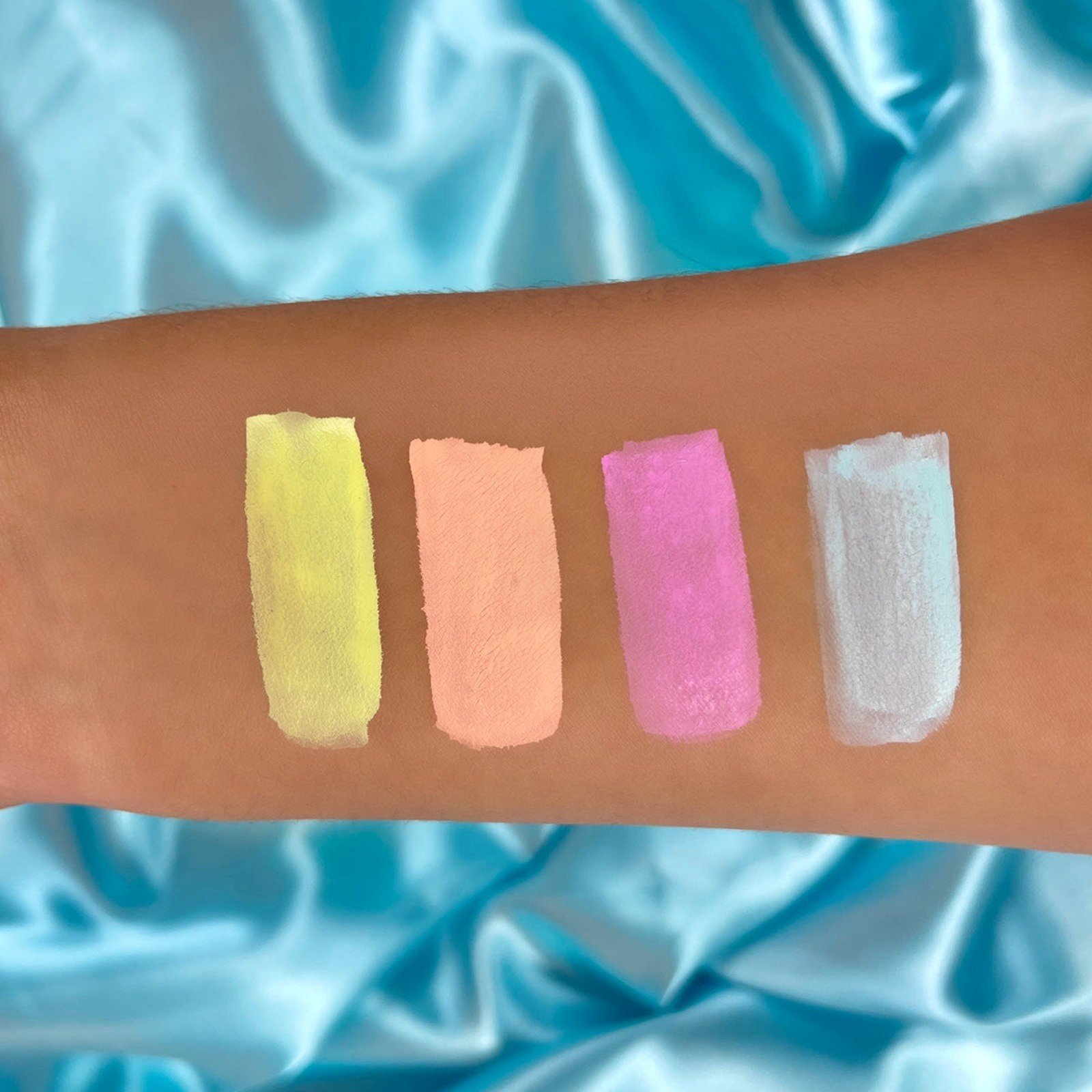 Rude Cosmetics Splash Liner محدد يُفعّل بالماء Cotton Candy 20g