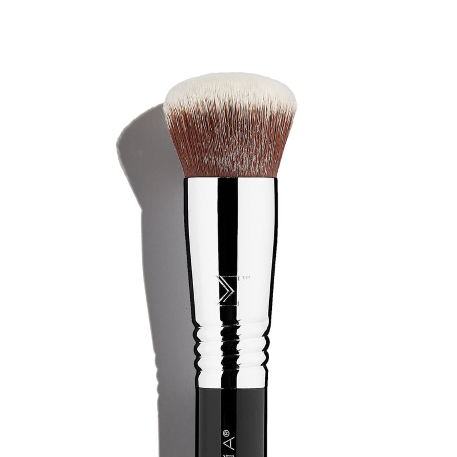 Sigma Beauty فرشاة F82 Round Kabuki™ ×1