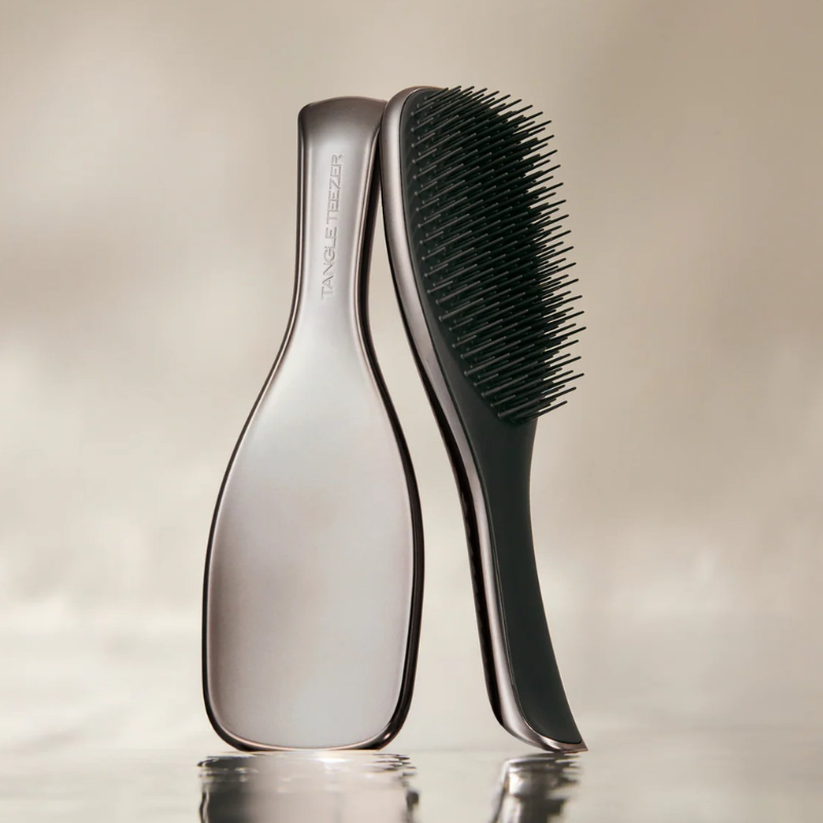 Tangle Teezer Detangling Hairbrush Chrome Silver x1