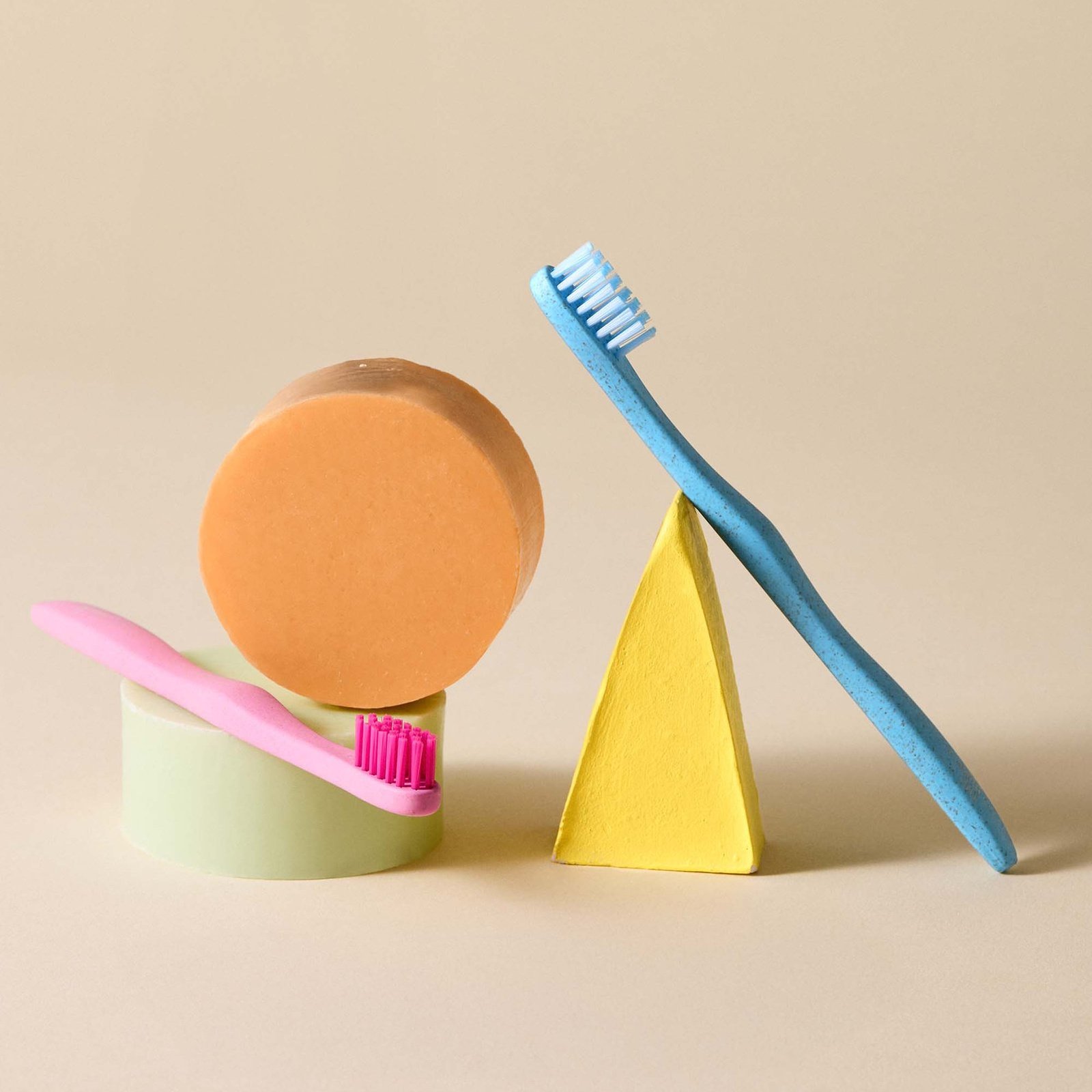 The Humble Co. Kids Plant-Based Kids Toothbrush Blue x1