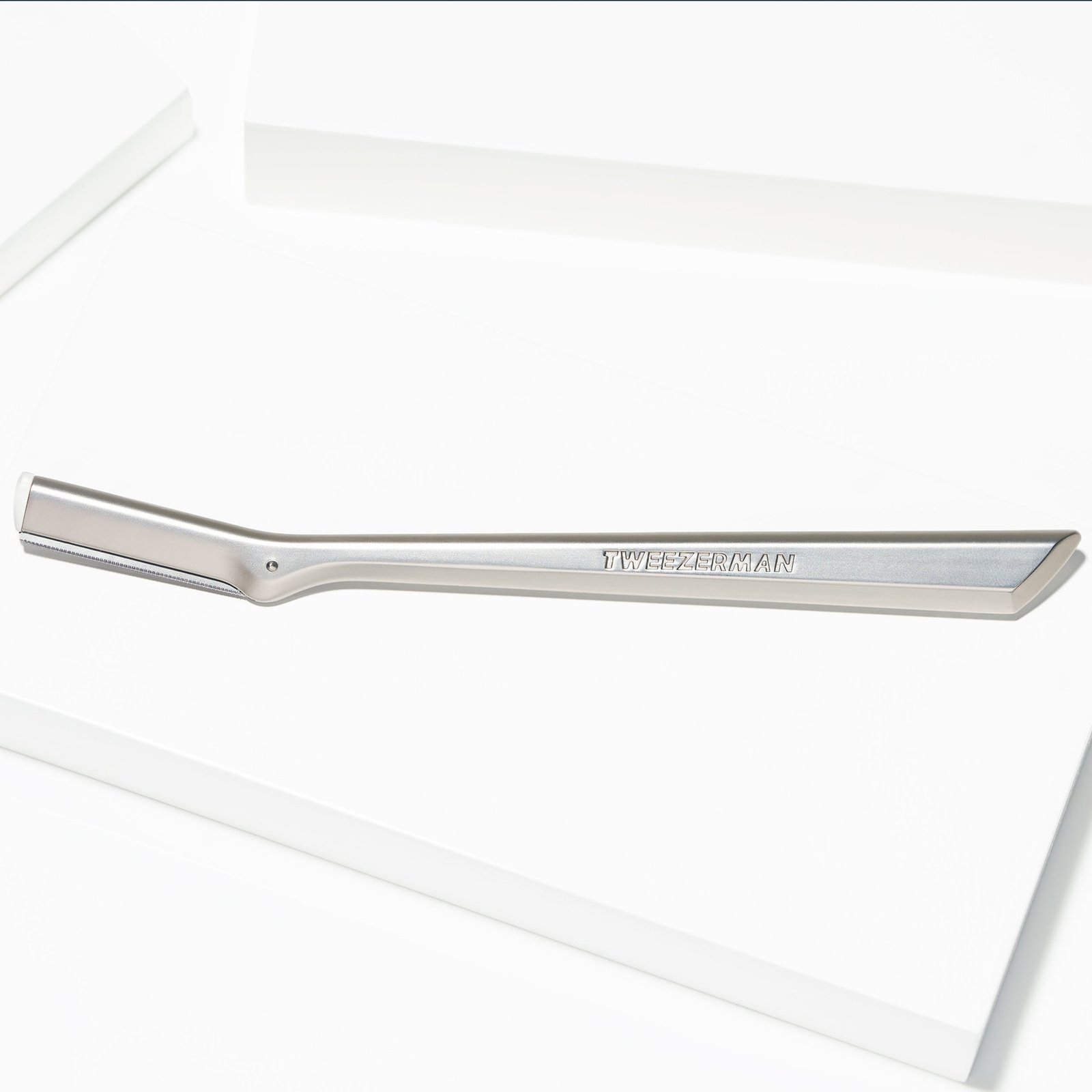 Tweezerman Facial Razor
