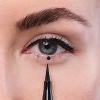 Artdeco محدد سائل طويل الأمد Intense 01 Black Line 0.6ml