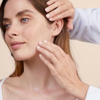 Avène واقي شمس معدني مضغوط ملون عالي الحماية Sable SPF50 ‏10g