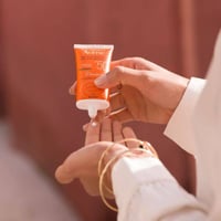 Avène Sun Very High Protection B-Protect Enhanceur SPF50+ Sunscreen 30ml (1.01floz)