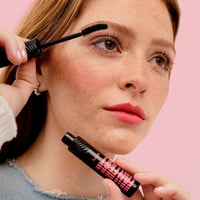 benefit Fan Fest Máscara de Cílios Volumizante Hyper Black 8.5g