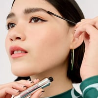 benefit Precisely, My Brow Wax Full-Pigment Sculpting Brow Wax 3 Warm Light Brown 5g