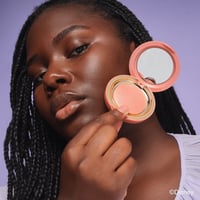 Catrice Disney Alice in Wonderland Luminous Blush C01 Curious Glow 5.6g