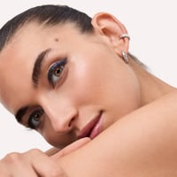 Catrice Jewel Glide Effect قلم عيون 030 Midnight Sapphire 1.5g