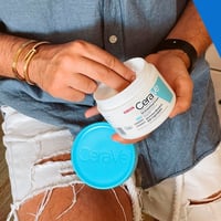 CeraVe SA Crema Suavizante para Piel Seca, Rugosa y con Imperfecciones 10% Urea 340g