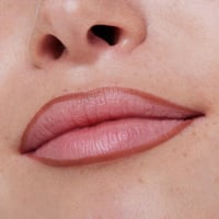 essence 8h Matte Comfort Lipliner 01 Cinnamon Spice 0.3g