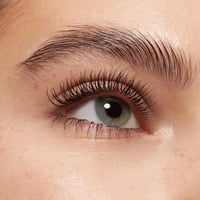 essence All Eyes on Me Multi-Effect Mascara 01 Soft Black 8ml