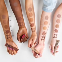 essence BABY GOT BRONZE Liquid Bronzer 10 Sweet Shadow 10ml