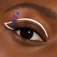 essence COLOR it! Liquid Eyeliner 02 White 3ml