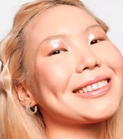 essence Dewy Eye Gloss Liquid Shadow 02 Galaxy Gleam 8ml