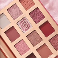 essence Disney Alice in Wonderland Eyeshadow Palette 02 Running As Fast As I Can!