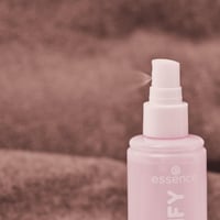 essence Feelin' Comfy Hair & Body Mist 01 Daydreamin' 100ml (3.38floz)