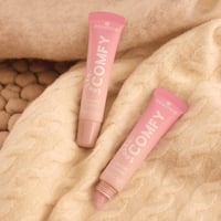 essence Feelin' Comfy Peptide Lip Gloss 01 Strawberry Self-love 15ml