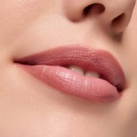 essence POUTline قلم شفاه ناعم الانزلاق 03 Bare Affair 0.62g