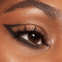 essence Soft Touch Eyeshadow 06 Pitch Black 2g