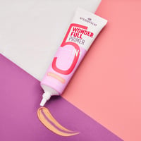 essence Wonder Full برايمر 5 في 1 10 Light-Medium 30ml